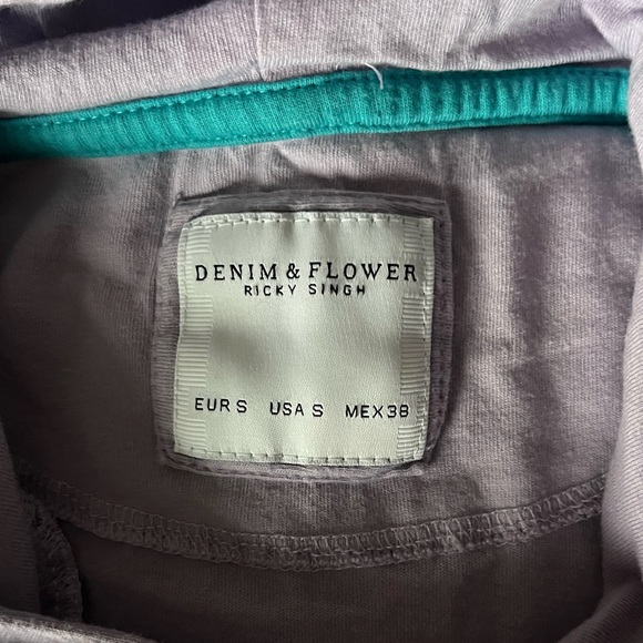 Santa Monica Sweater (Light Purple) - Picture 4 of 7